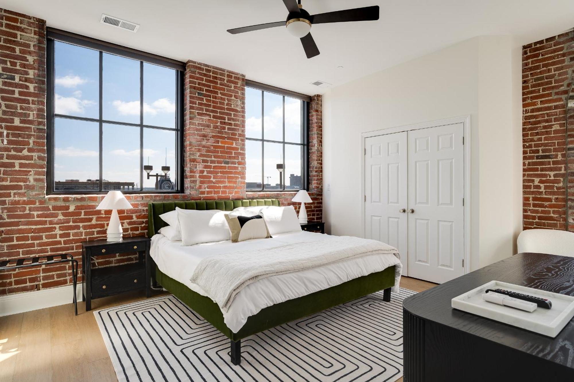 Top Floor Penthouse At The Historic Levy Building Louisville Exterior photo